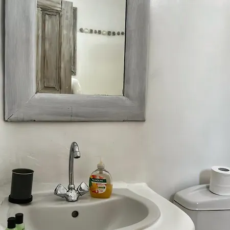 Vougli View Mykonos ゲストハウス